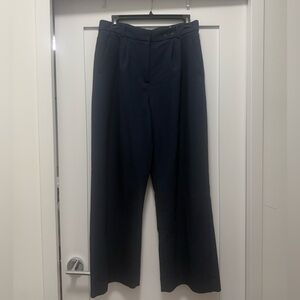 Abercrombie & Fitch Sloane Tailored Wide Leg Pant in SHORT